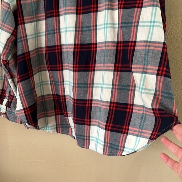 Old Navy size XXL flannel button down white red blue plaid long sleeves - Picture 8 of 15